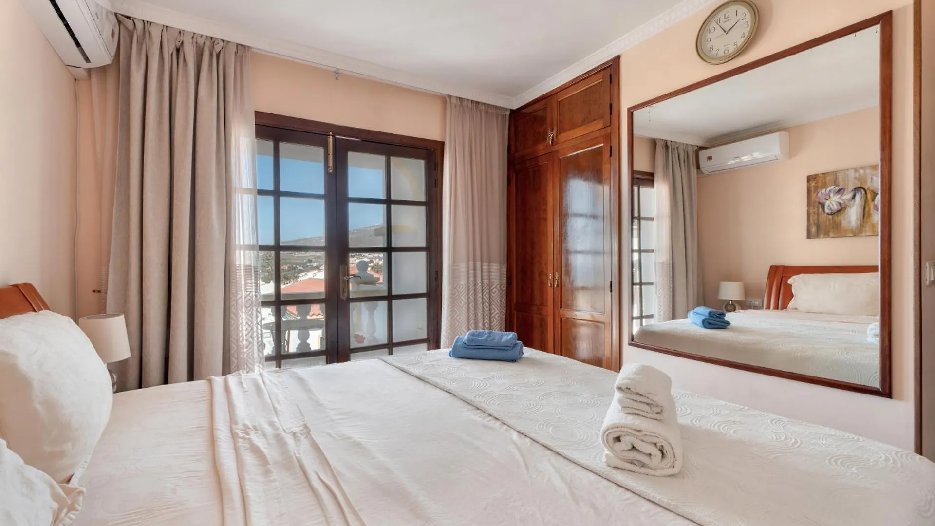 Exclusive Las Americas Property 아데제 0*,  스페인